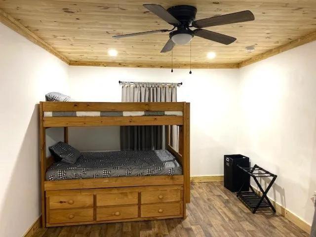 Villa Modern Style, Arcade, Fire Pit, Pet Friendly Pigeon Forge Esterno foto